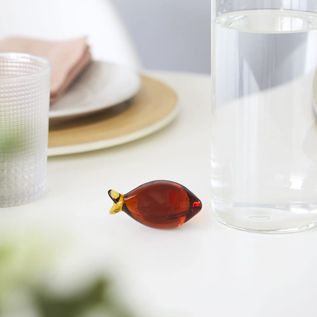 Balvi Botella de Agua Gourami Color Ambar con Tapón en Forma de Pez 1.1 L. Vidrio Borosilicato 30cm