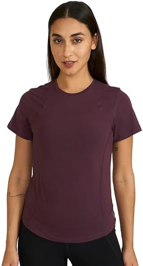 HUNNIT Round Neck Activewear Top for Women | Slim Fit Activewear Training Top | Women's Dry Fit Polyster T-Shirt | Calf Sl...