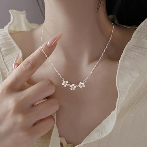 Reffeer Solid 925 Sterling Silver Flower Pendant Necklace Chain for Women Teen Girls Small Daisy Necklace Choker2