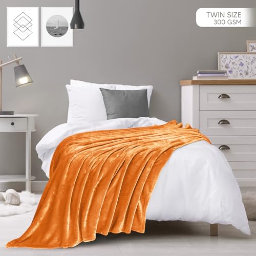 Image of Utopia Bedding Fleece Blanket Twin Size Burnt Orange 300GSM Luxury Anti-Static Fuzzy Soft Microfiber Bed Blanket (60x80 Inch)