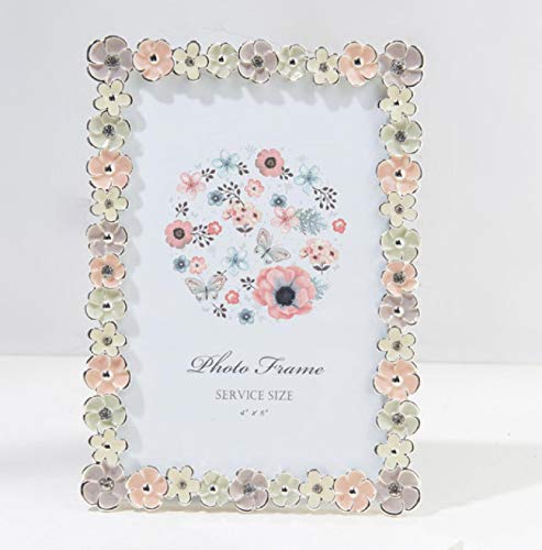 ヨーロッパの金属フォトフレームシンプルな花の長方形の額縁絶妙なテーブルギフト 67インチ7インチマルチカラー