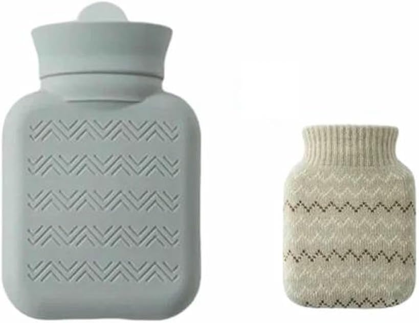 Cute Mini Winter Hand Warmer Portable Leak-Proof Hot Water Bottle Soft Plushwater-Filled Hot Water Bottle-Green