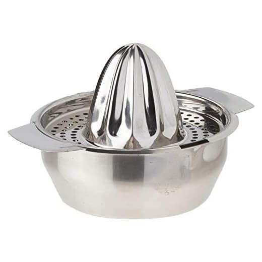 Lu Cucina Citrus Juicer & Strainer - Stainless Steel - Make Your Own Orange - Grapefruit - Lemon & Fruit Juices - 13.5oz Capacity