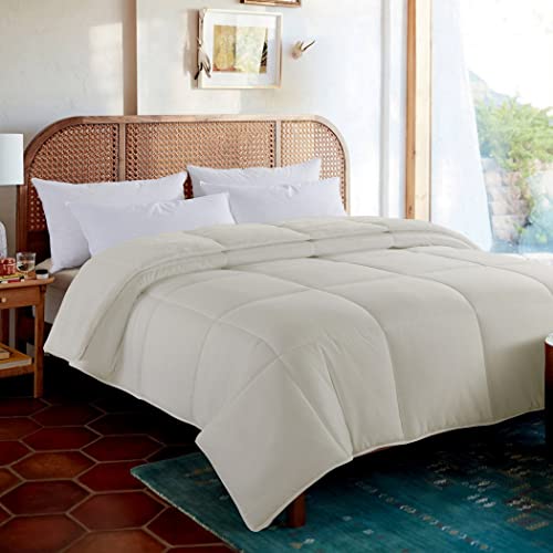 Feather and Loom Reversible Cozy Down Alternative Comforter - Microfiber reversing to a Cozy Plush, Hypoallergenic Fill, Machine Washable - Color: Cream | Size: Full/Queen - 90x90