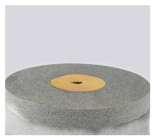 Meulage d'angle de précision à l'atelier avec le tampon de ponçage nylon grain 240