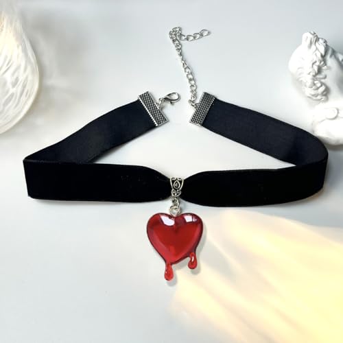 Dropping Blood Heart Choker Necklace Y2k Black Velvet Red Heart Pendent Choker Vampire Jewelry Gift for Women3