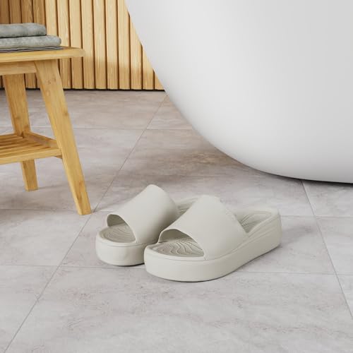 Crocs Women's Brooklyn Platform Slides2