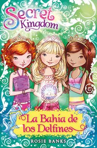 La Bahía de los Delfines [Spanish] 8424653521 Book Cover