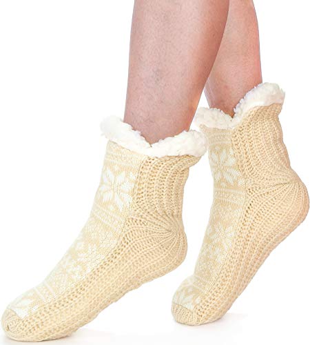 Womens Slipper Socks Fuzzy Warm Thick Heavy Stocking Stuffers Fleece lined Christmas Fluffy Winter Socks With Grippers(Snowflake-Beige)