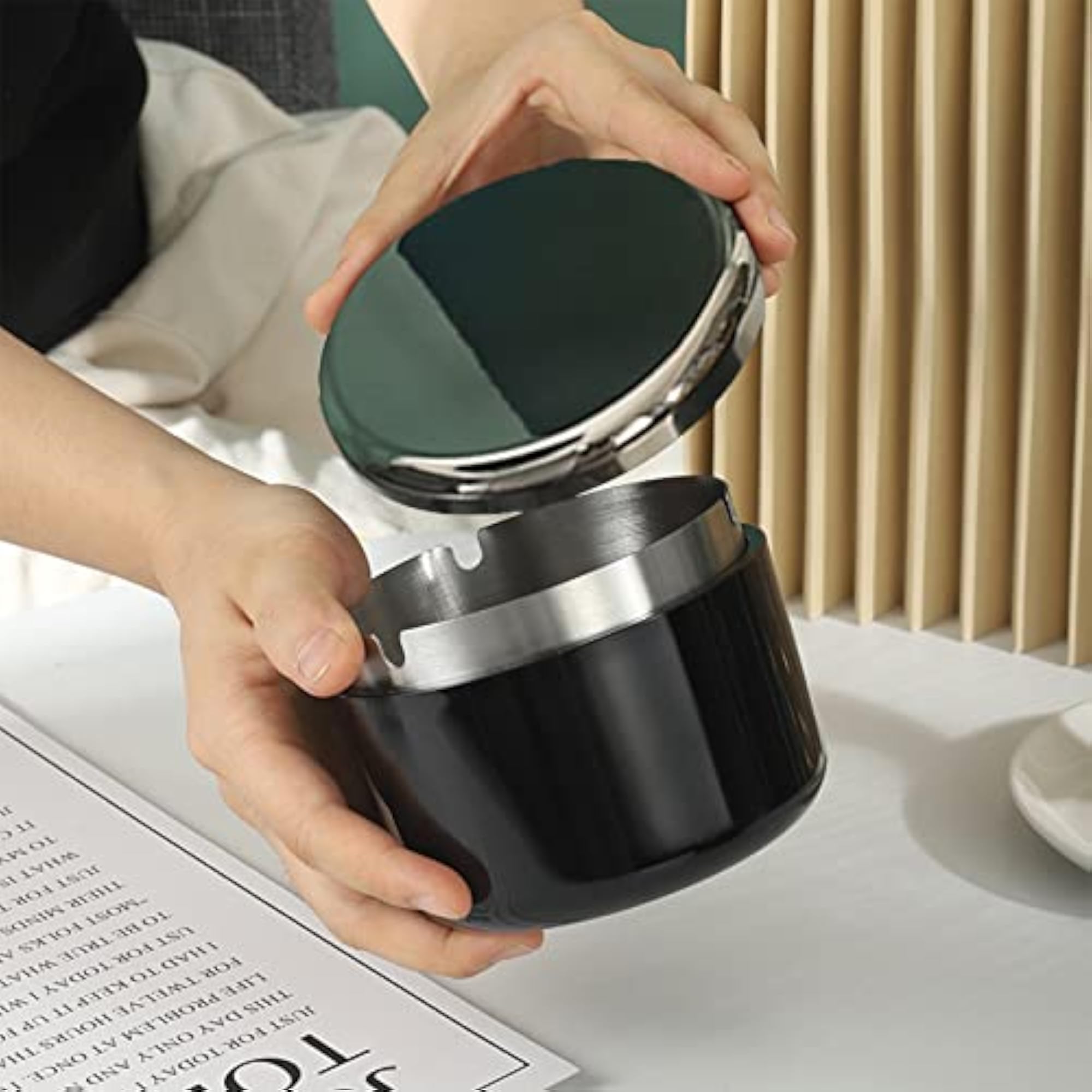 Outdoor Cigarette Ashtray with Lid, Modern Smokeless Design