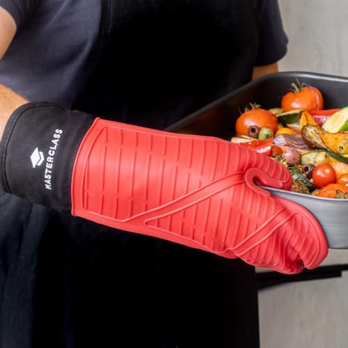 MasterClass Single Oven Glove, Silicone Oven Glove with Cotton Sleeve, Heavy-Duty, Ultimate Heat Protection, Stain Resistant & Machine Washable - Image 3