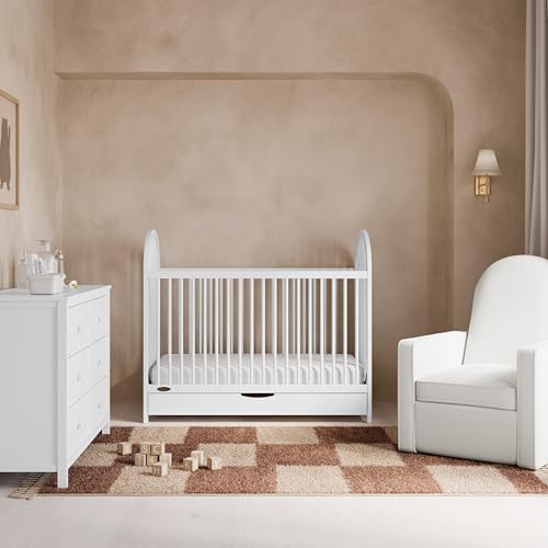 Image of Graco Olivia 3-in-1 Convertible Crib with Drawer - Converts from Baby Crib to Toddler Bed and Daybed, GREENGUARD Gold Certified, Baby Safety Alliance Verified, Easy Assembly (White)