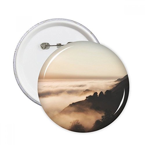 Badge bouton montagne et ciel coloré, le cadeau de décoration idéal pour passionné de nature