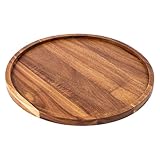Deux tailles polyvalentes et bois naturel de qualité supérieure : notre plateau rond en bois offre deux options de taille pratiques pour répondre à divers besoins, fabriqué à partir de bois massif de haute qualité qui offre durabilité et une esthétique chaleureuse et rustique. Il fonctionne parfaitement comme plateau à thé, plateau de service en bois ou plateau pour les genoux, équilibrant la robustesse avec une texture naturelle douce.
