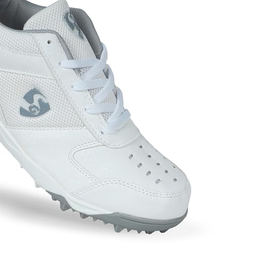 Image of SG Fusion Shoes Enhanced Comfort and Performance for the Perfect Game
