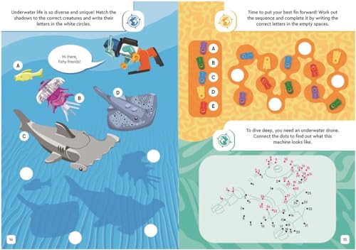 Image of LEGO City: Splash into Summer Activity Book (with diver LEGO minifigure and underwater accessories) (LEGO Minifigure Activity)