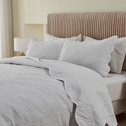 Image of Oversized Cal King Bedspreads 120x120 for Extra Tall Split California King Bed Lightweight Quilted Coverlet Set 3 Pieces 1 Quilt 2 Pillow Shams White