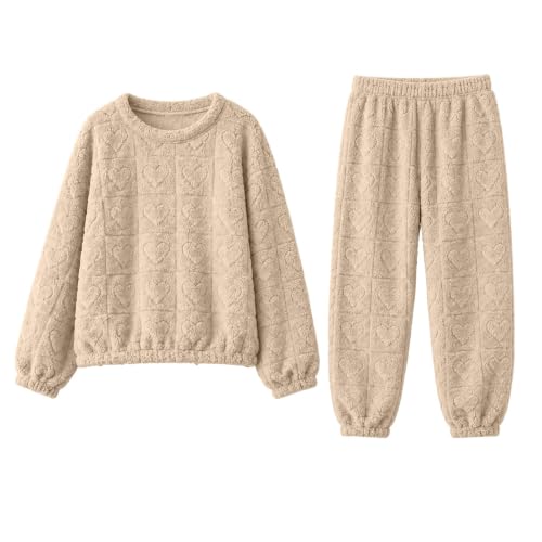 Piuwrlz Women's Heart Pattern Fleece Pajama Set - image 4