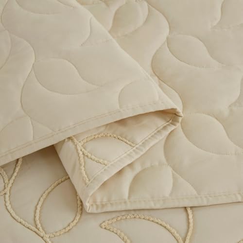 Image of EVENHUG Quilt Queen Size Bedding Set with Pillow Sham Lightweight Bedspreads Coverlet Soft Reversible Bed Cover for All Season 3 Piece