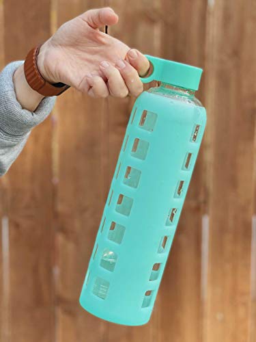 purifyou 40oz / 32oz / 22oz / 12oz Borosilicate Glass Water Bottle with Time & Volume Markers, Silicone Sleeve, Stainless Steel Lid | Reusable Glass Bottle for Water & Juice (32oz Glow-in-the-Dark)