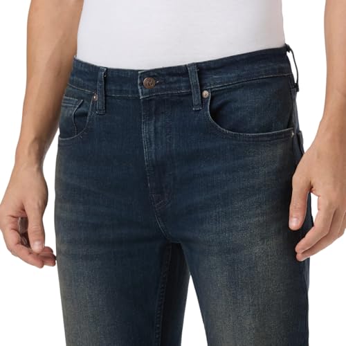 Image of Men Blue Mid Rise Straight Fit Jeans