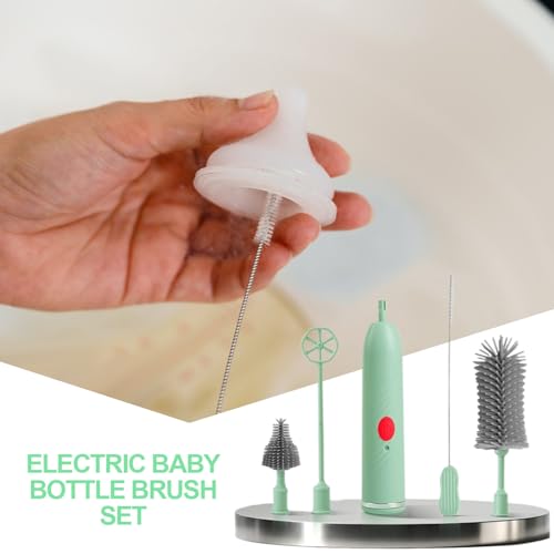 Brosse pour biberon électrique contre les résidus de lait