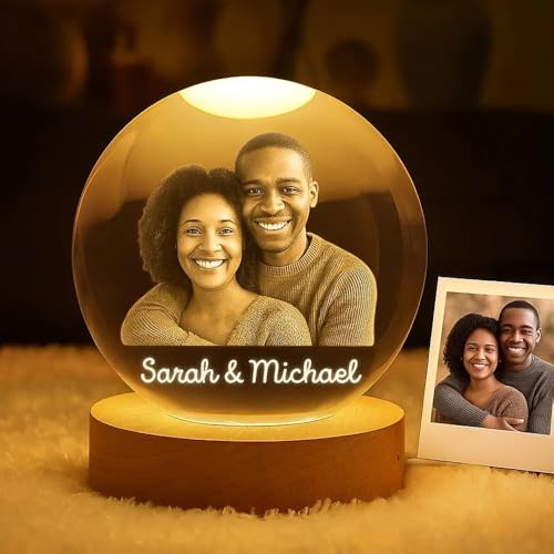 BFBZYME Bola de cristal personalizada com gravação em 3D e base com luz LED, bola de vidro com foto personalizada e nome, presente motivo para aniversário, Natal, aniversário (2,4 pol/6 cm)