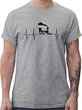 ✔️ ZÜGE GRAFIK: Das Thema Züge wird stetig beliebter und du bist auf der Suche nach passenden tee shirt dazu. Du hast dich nach „tshirt grau“ erkundigt? Mit diesem lustigen Motiv hast du das perfekte Geschenk und zauberst Kindern und Teenager garantiert ein Lächeln ins Gesicht. Die coole Grafik ist ein echter Hingucker zu jedem Anlass