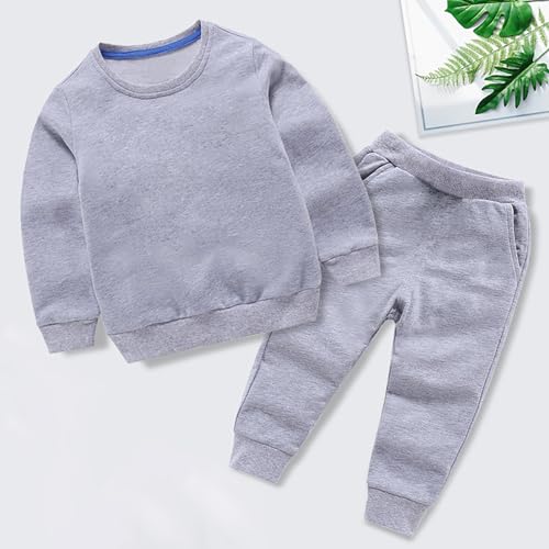 Ropa de abrigo infantil para jugar protegidos del frío durante los días de invierno 4