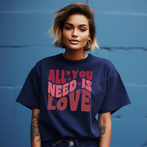 The Shirt Shack T-shirt « All You Need is Love » – Drôle et réconfortant ! Design imprimé unisexe pour répandre l’amour et les rires pour les fans de romantiques et des Beatles - Les Beatles, Paul McCartney, John Lennon, RIngo Starr, George Harrison The Shirt Shack T-shirt « All You Need is Love » - Drôle et réconfortant ! Design imprimé unisexe pour répandre l'amour et les rires pour les fans de romantiques et des Beatles – Image 5
