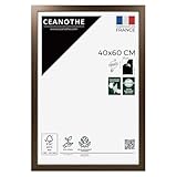 COULEURS : Sa couleur marron est idéale et intemporelle, elle se fondra parfaitement dans votre décoration intérieure. Ce cadre est moderne et raffiné grâce à sa baguette sobre. L’intemporalité du cadre Design Eternel, mettra en valeurs vos photos, affiches ou posters.