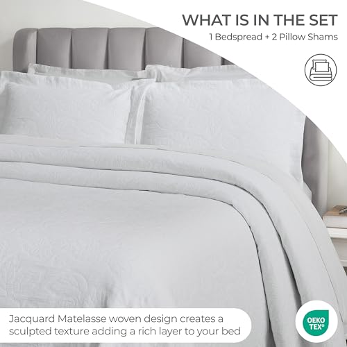 Superior 3 Piece Cotton Bedspread Set, Home Bed Decor, Decorative Bed Spread, 2 Pillow Shams, Medium Weight Blanket, Matelasse Coverlet, Bedding Essentials, Hibiscus Collection, Full, White
