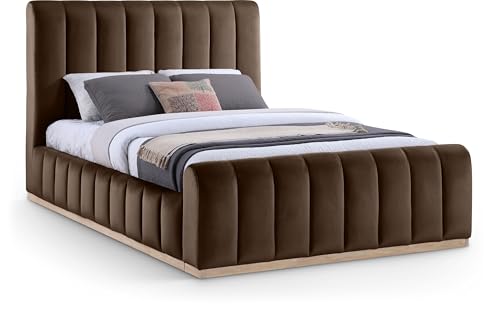 Image of Meridian Furniture AmaraBrown-Q Collection Modern | Contemporary Queen Bed, Ultra Luxe Brown 460 GSM Velvet, Natural Finish, Solid Wood Base and Inner Frame, 66.5 inch W x 99 inch D x 51 inch H, Brown, Queen