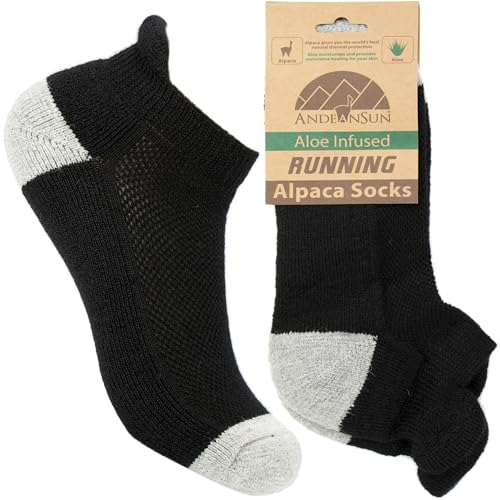 Running Alpaca Socks Aloe Infused