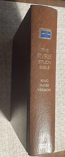 The Ryrie Study Bible King James Version 0802474527 Book Cover