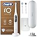 Produktbild Oral-B iO Series 7 Plus Edition Elektrische Zahnbürste,Electric Toothbrush, PLUS 3 Aufsteckbürsten, 5 Putzmodi für Zahnpflege, Reiseetui, Designed by Braun, weiß alabaster