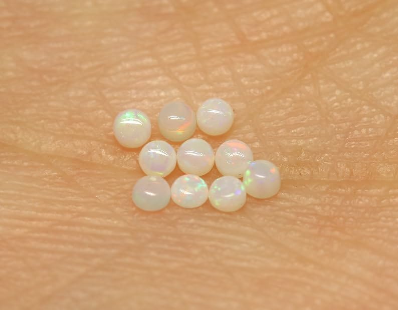 Opale australienne blanche AAA 2.5mm pour création joaillerie haut de gamme