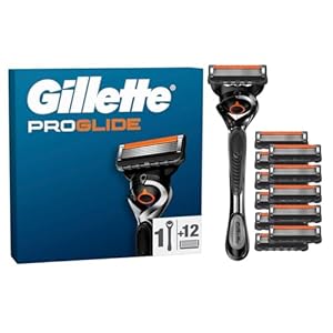 Gillette Fusion5 Rasierer für Männer — Inkl. 1 Gillette Nassrasierer, 12 Ersatzklingen mit Gleitstreifen für ein sanftes Gleiten und 5 Klingen für eine Gründliche, Langanhaltende Rasur
