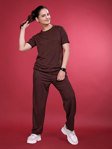 Image of Women's Round Neck Pajamas set in Polyester And Gym Outfit with Side Pockets and Drawstring Waist