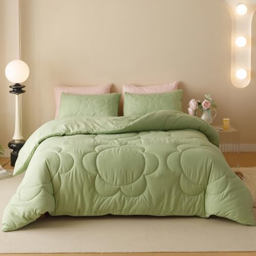 Image of KAREVER Sage Flower Comforter Queen Green Sunflower Print Bed Queen Comforter Set 3 Pieces Green Floral Comforter Set for Women Girls Bedroom Decor All Season Hotel Quality Comforter Set
