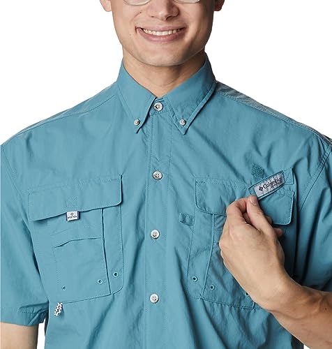 Image of Columbia Men Omni-Shade Bahama II Hiking and Trekking Short Sleeve Shirt