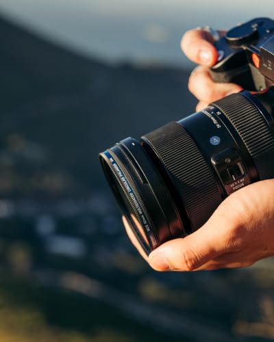 Image of Tiffen 82MM Variable ND Filter MCS- Magnetic Control System| Ultra Slim 82mm vnd Filter |1.5 to 10-Stop| Light Control | Film and Digital /Video /Photography | Tiffen 82mm Mcs Magnetic Vnd, Colorcore Multi-Coated Glass, Includes Magnetic Adapter and Protector Caps