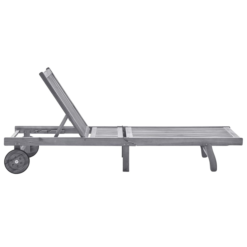 Lettino Prendisole in Legno Massello, Sdraio da Giardino con Schienale Regolabile, Cuscino Included, Poggiapiedi Aggiustabile, con Ruote, per Giardino Piscina Spiaggia, Grigio, 62 x 131 x 106 cm