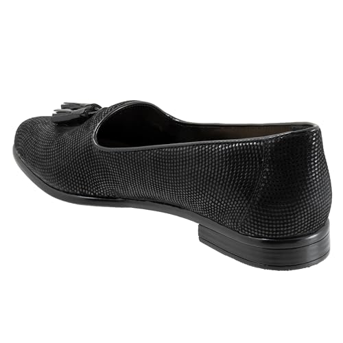 Image of Trotters Women's Liz Tassel Loafer Flat