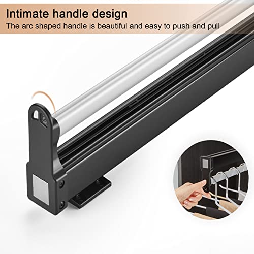 Tringle à vêtements extensible pour optimiser et ranger une armoire étroite