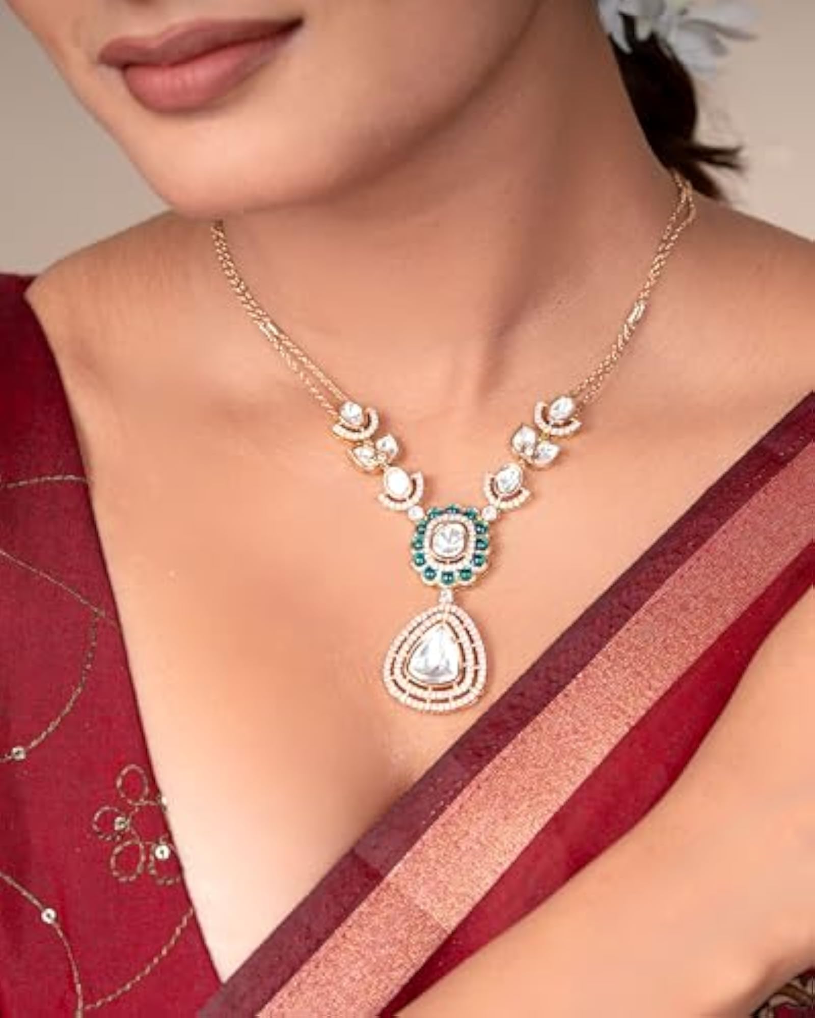 Anti-Tarnish Elegant Round Diamond Studded Necklace & Earrings Set