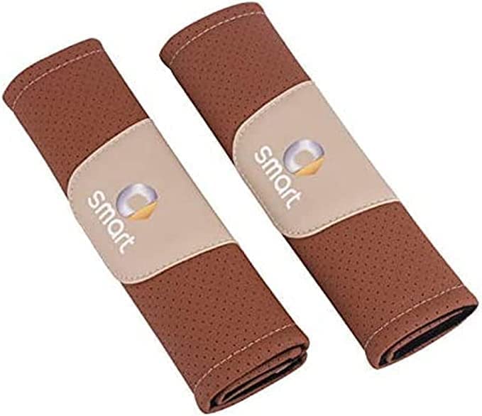 ◈ 【Facile da usare】 I nostri cuscinetti per cinture di sicurezza per auto sono facili da indossare e da togliere per una facile pulizia. La protezione della cintura di sicurezza è progettata con velcro, semplice e pratica. Per usarlo, basta avvolgere l'imbottitura della cintura di sicurezza attorno alla cintura di sicurezza o alla cinghia della borsa, quindi fissarla e farla scorrere per adattarla al meglio.