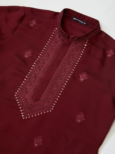 Image of See Designs Men's Long Sleeve Mandarin Collar Side Slit Off-White Embroidered Chanderi Silk Straight Kurta