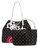 ¡La marca GUESS ha creado un verdadero héroe cotidiano con este bolso de bandolera en el set! En el interior, realmente puede almacenar todas sus compras y pertenencias personales. La bolsa de maquillaje adicional se puede unir dentro de la bolsa grande con la mosquetones . Dimensiones: 25 x 31 cm