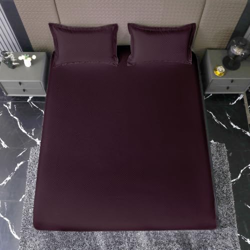 Image of Story@Home Luxe King Size Fitted Bedsheet with 2 Pillow Covers | 500 TC Egyptian Cotton Compact Yarn | 182 x 198 cm | Fits Up to 12 Inch Mattress | Checkered Jacquard | Plum | Gift Packaging